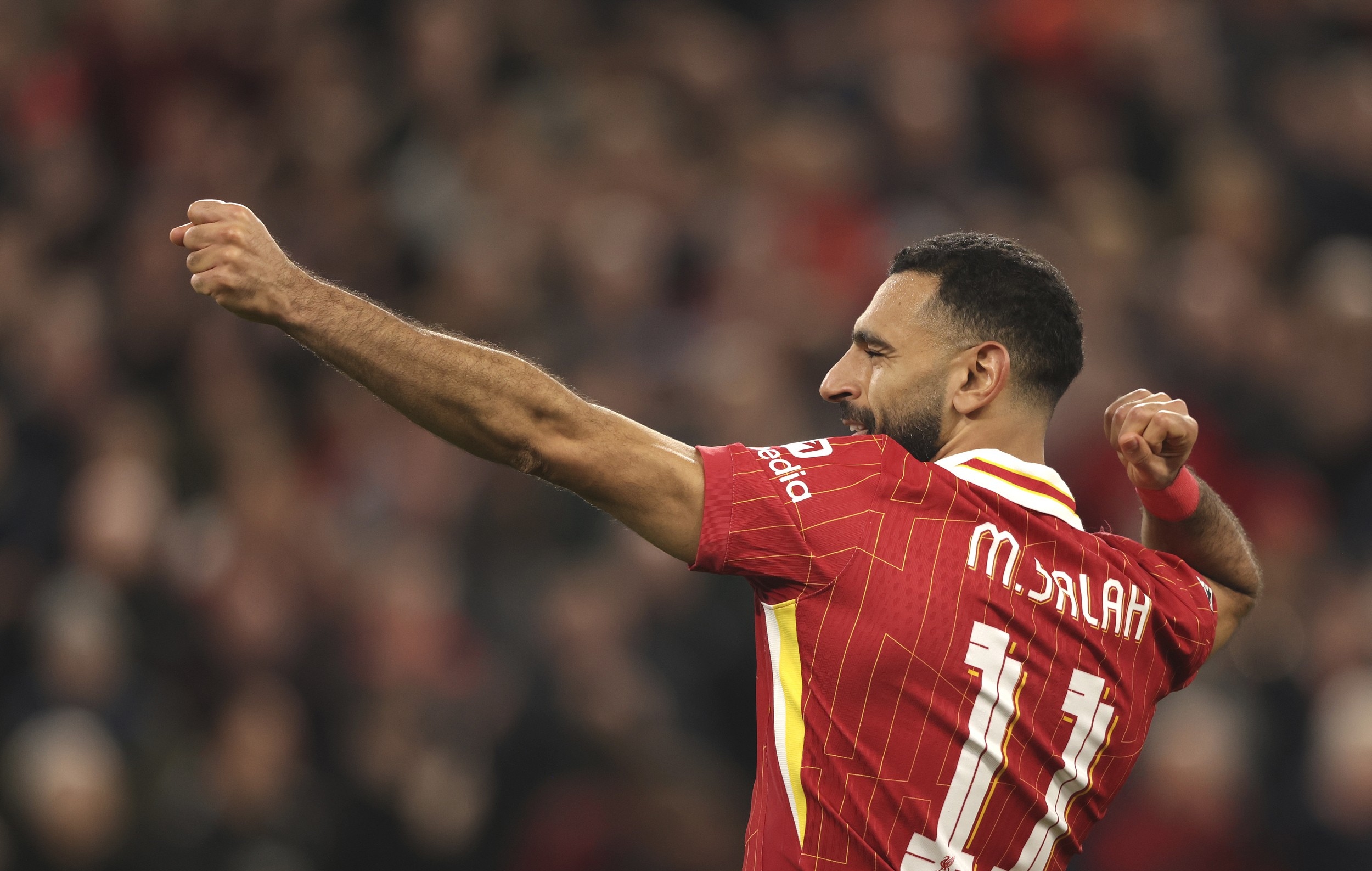 爱游戏-包含训练课后巴黎圣日耳曼止住颓势——足总杯节点到来，悬念犹存，训练强度显著提升的词条