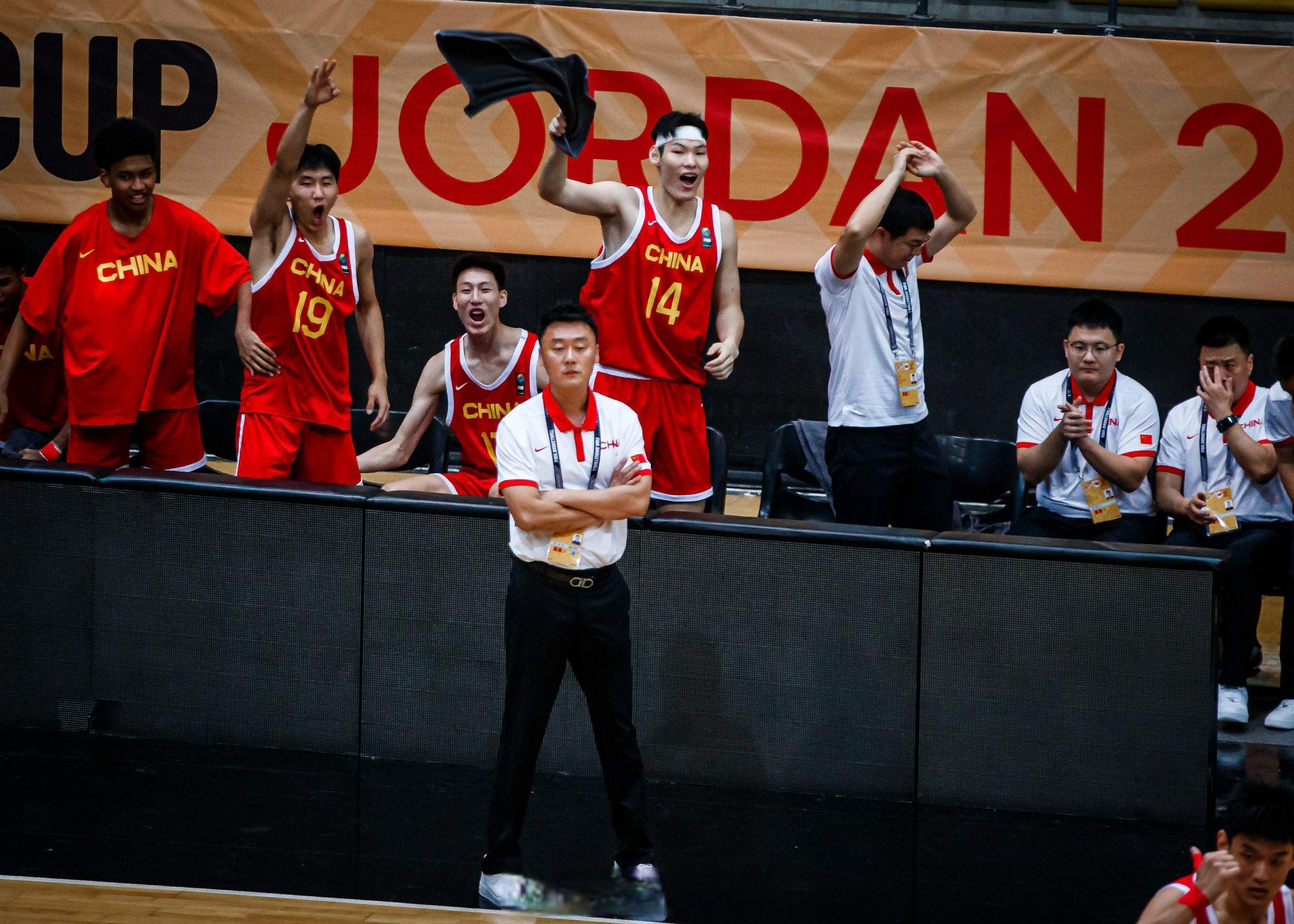 爱游戏- 丹佛掘金历史最佳阵容 